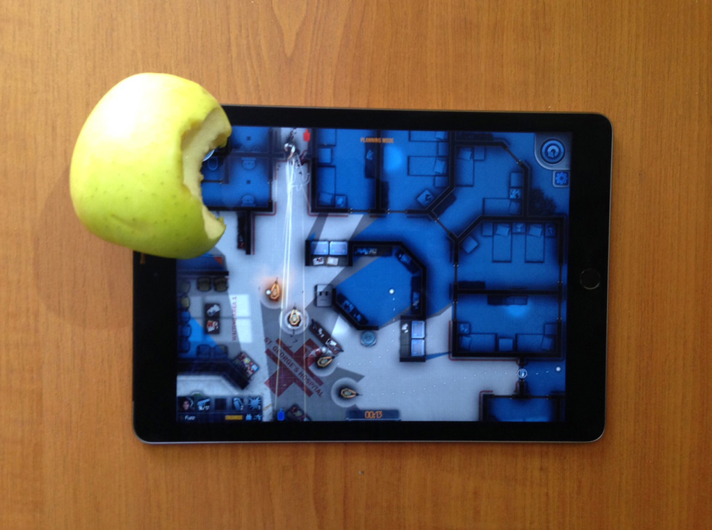 Door Kickers update + iPad version!